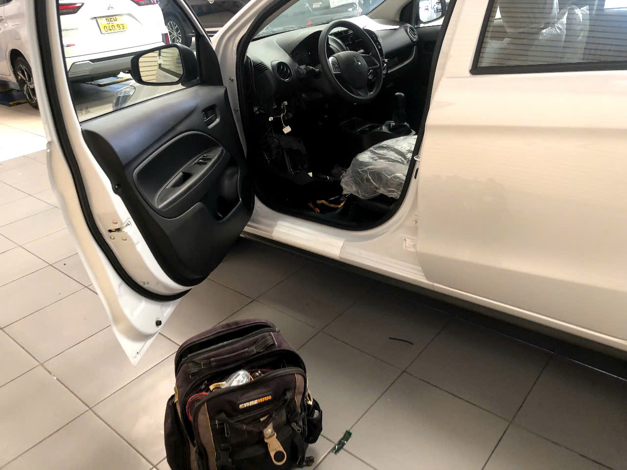 Lắp Đặt Định Vị Xe Mitsubishi Attrage Có Tác Dụng Gì ? .Giá Bao Nhiêu ?