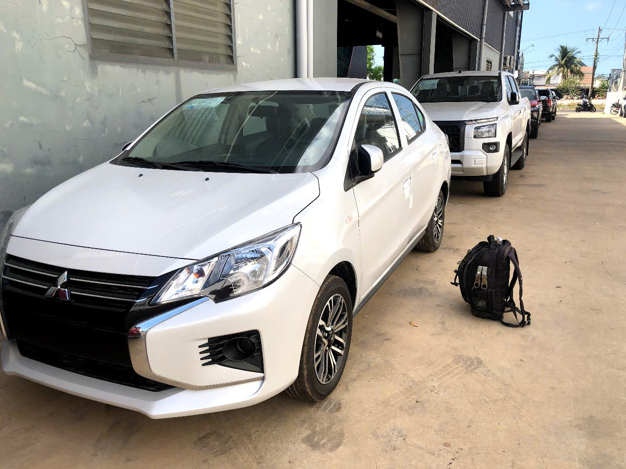 Lắp định vị xe Mitsubishi Attrage có tác dụng gì